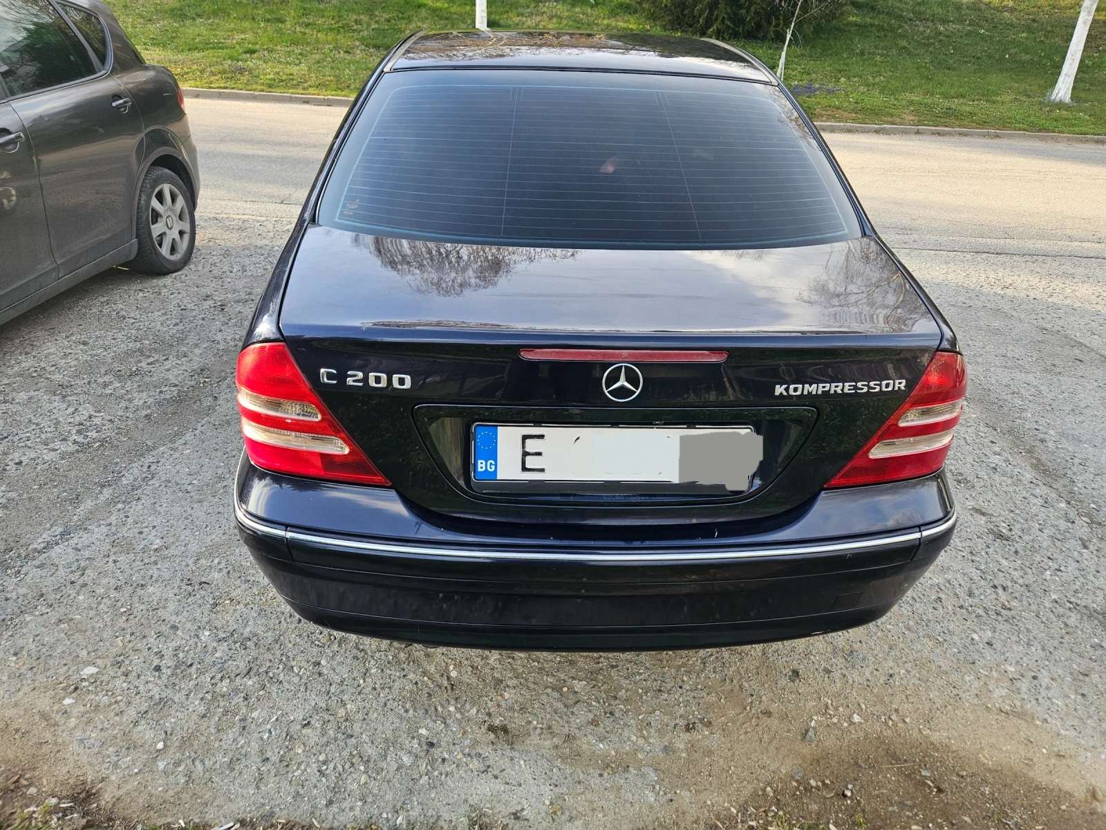 Mercedes-Benz C 200, снимка 2 - Автомобили и джипове - 54071727