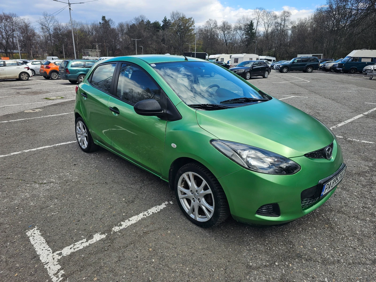 Mazda 2 1.4D, снимка 7 - Автомобили и джипове - 54319233