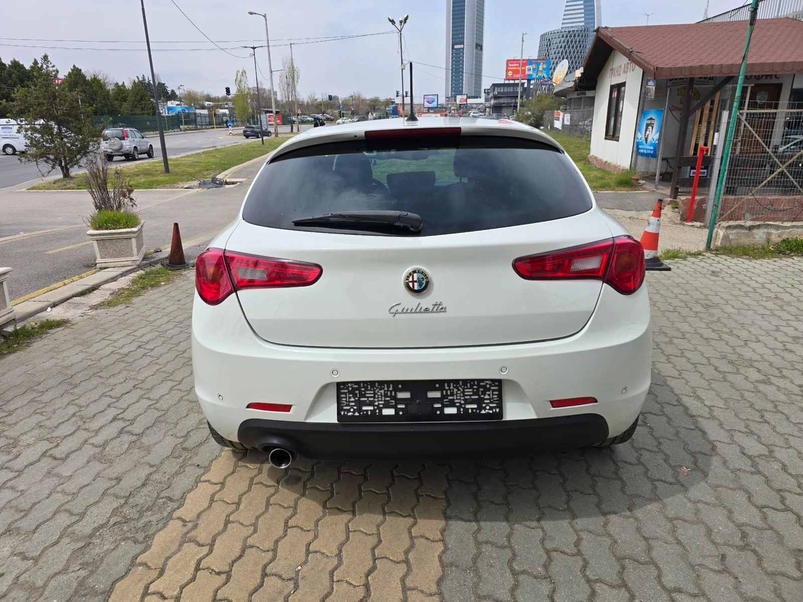 Alfa Romeo Giulietta 1.4 170kcFace- Мултимедия, снимка 6 - Автомобили и джипове - 54206865