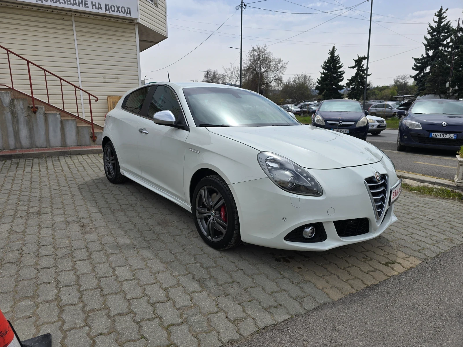 Alfa Romeo Giulietta 1.4 170kcFace- Мултимедия, снимка 4 - Автомобили и джипове - 54206865