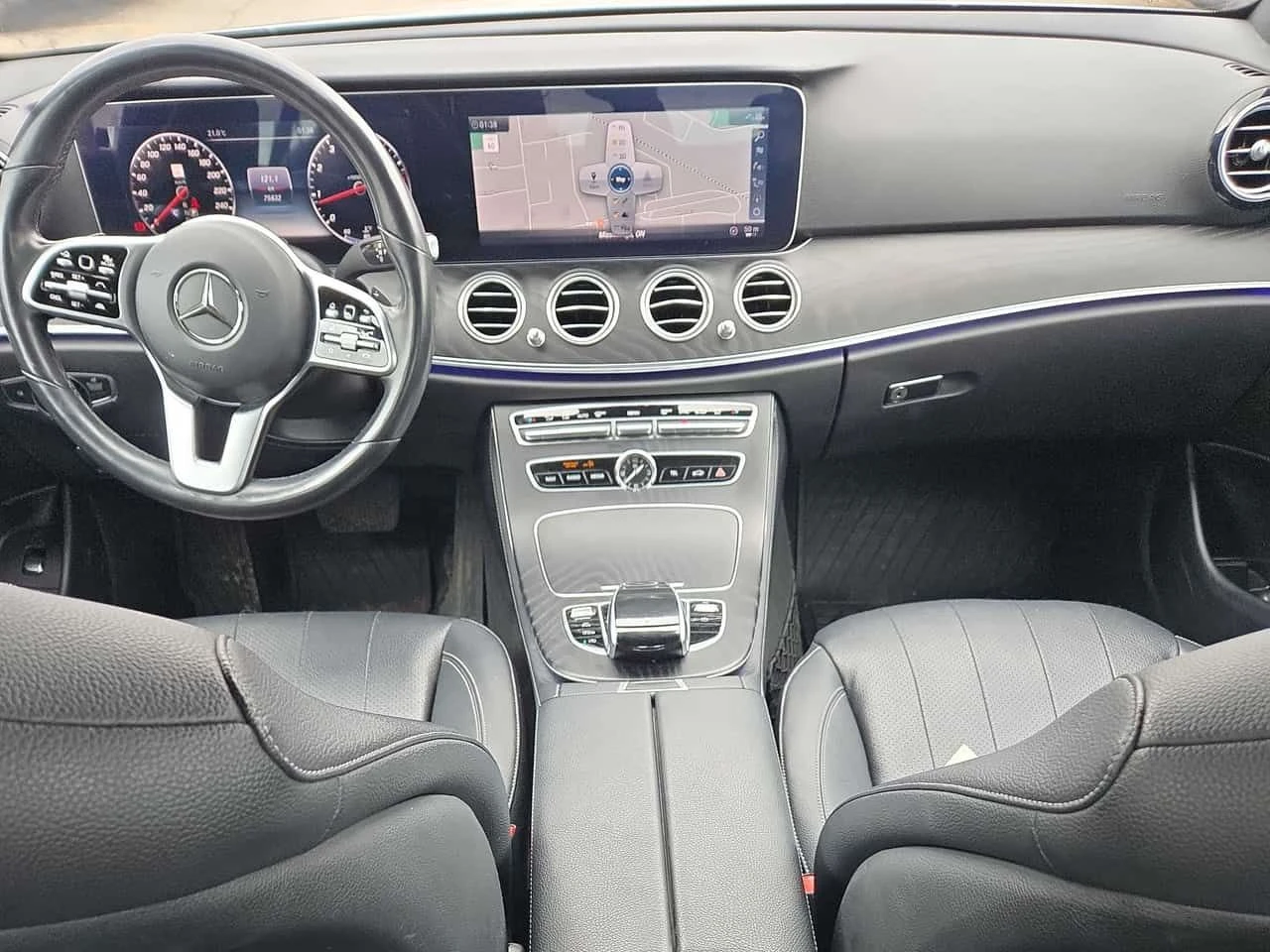 Mercedes-Benz E 300 4MATIC/BURMESTER/ПАНОРАМА/ПОДГРЕВИ, снимка 9 - Автомобили и джипове - 54492568
