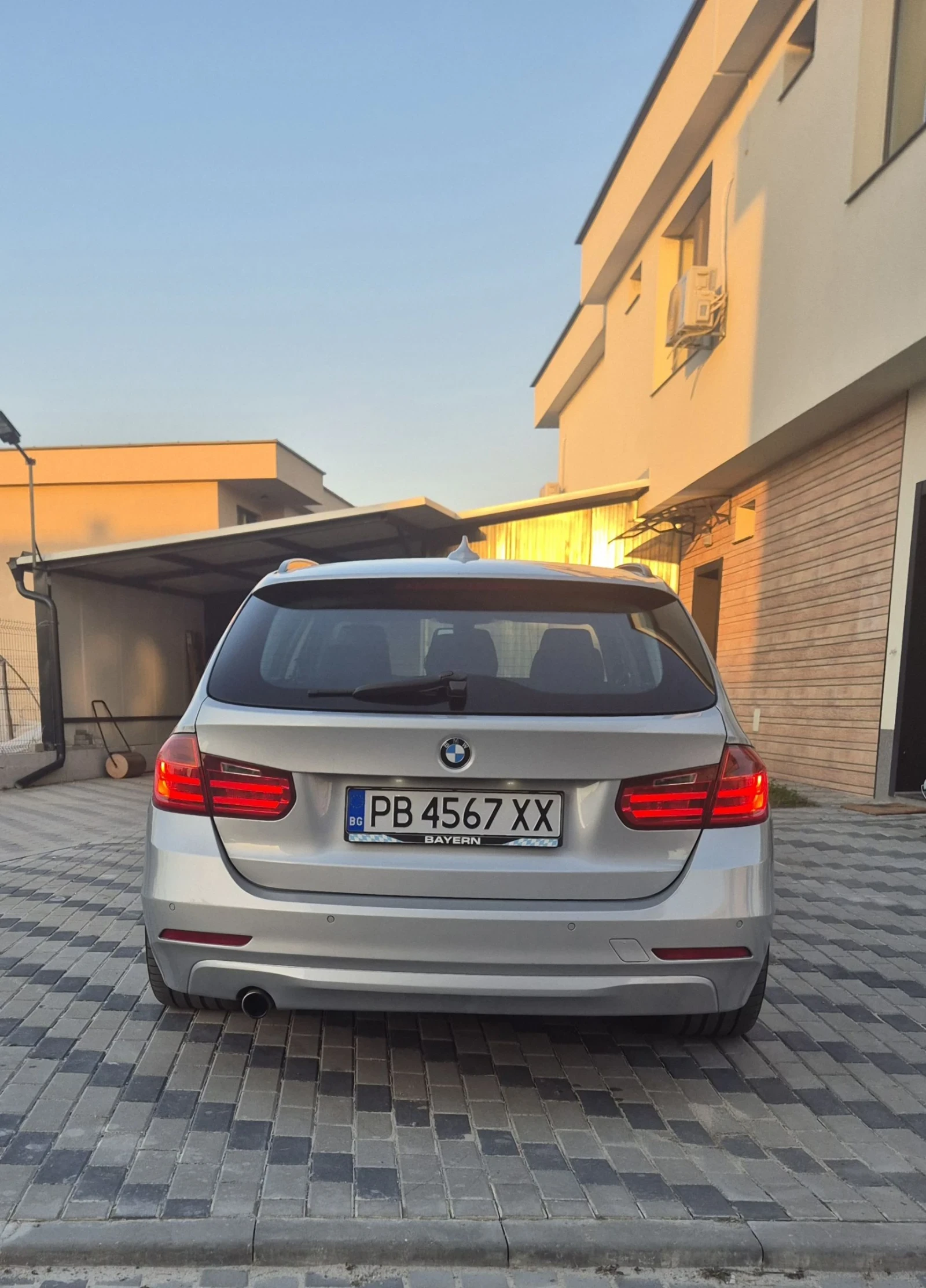 BMW 320, снимка 12 - Автомобили и джипове - 54581902