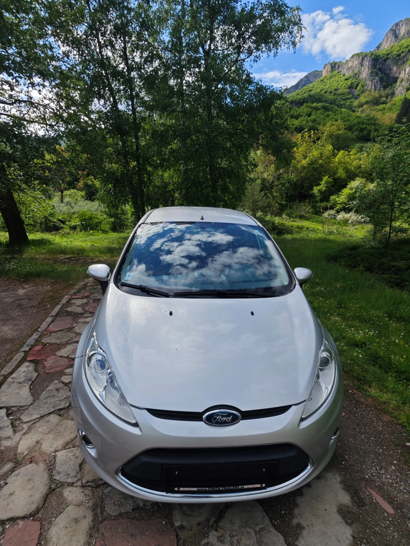 Ford Fiesta 1.3I НОВ ВНОС, снимка 12 - Автомобили и джипове - 54602739