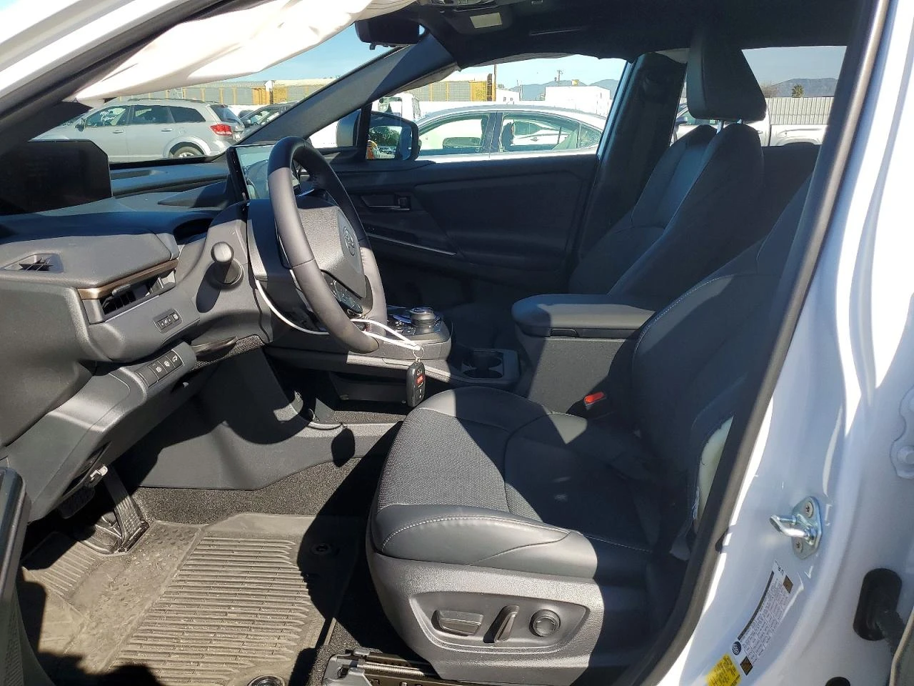 Toyota bZ4X 0.0l Bz Limited, снимка 7 - Автомобили и джипове - 54655011