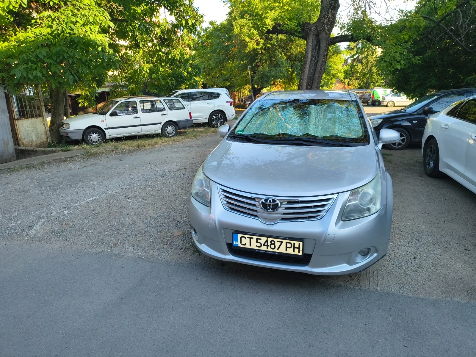 Toyota Avensis 2.0, снимка 16 - Автомобили и джипове - 55079253