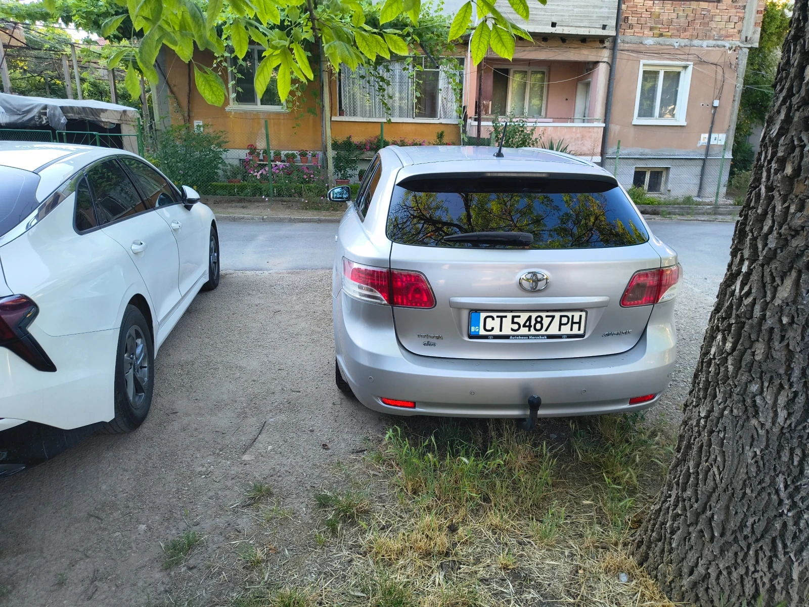 Toyota Avensis 2.0, снимка 12 - Автомобили и джипове - 55079253