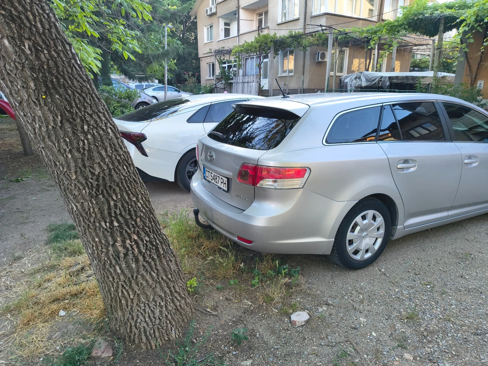 Toyota Avensis 2.0, снимка 13 - Автомобили и джипове - 55079253