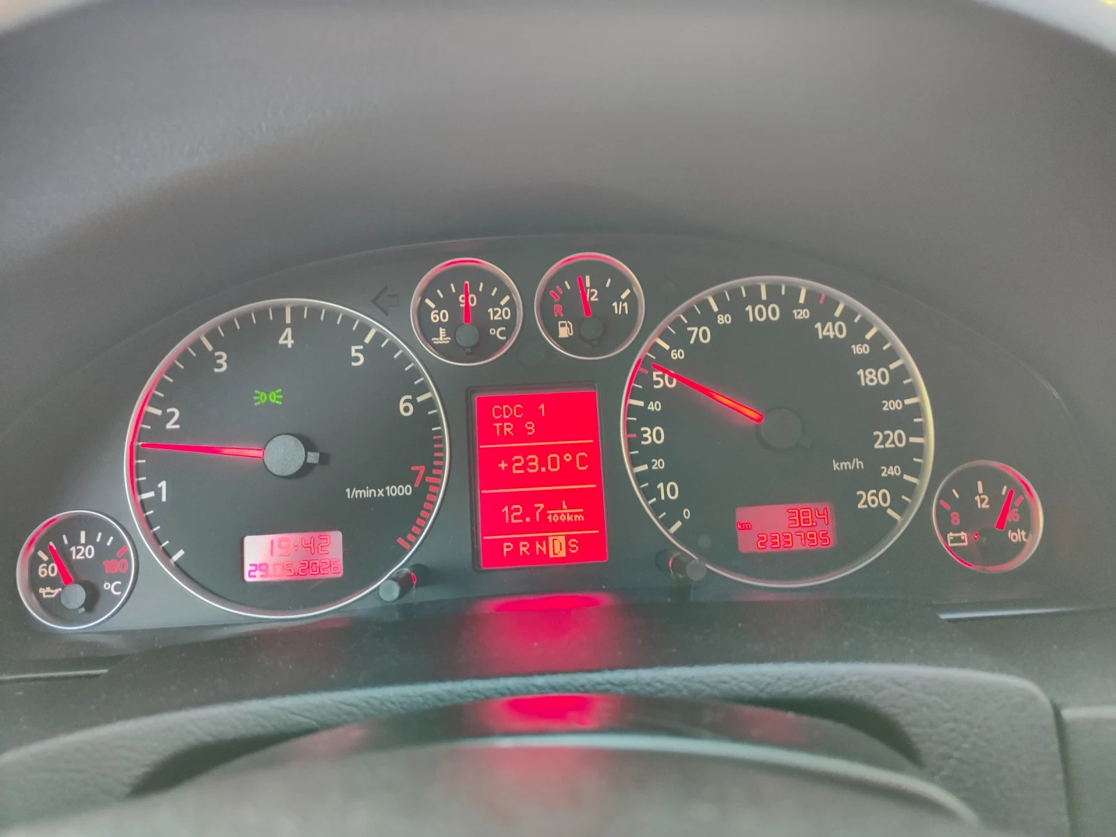 Audi A6 3.0i Quattro LPG, снимка 12 - Автомобили и джипове - 55582895