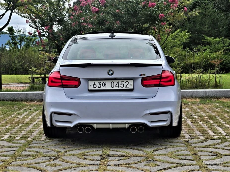 BMW 320, снимка 5 - Автомобили и джипове - 55608131