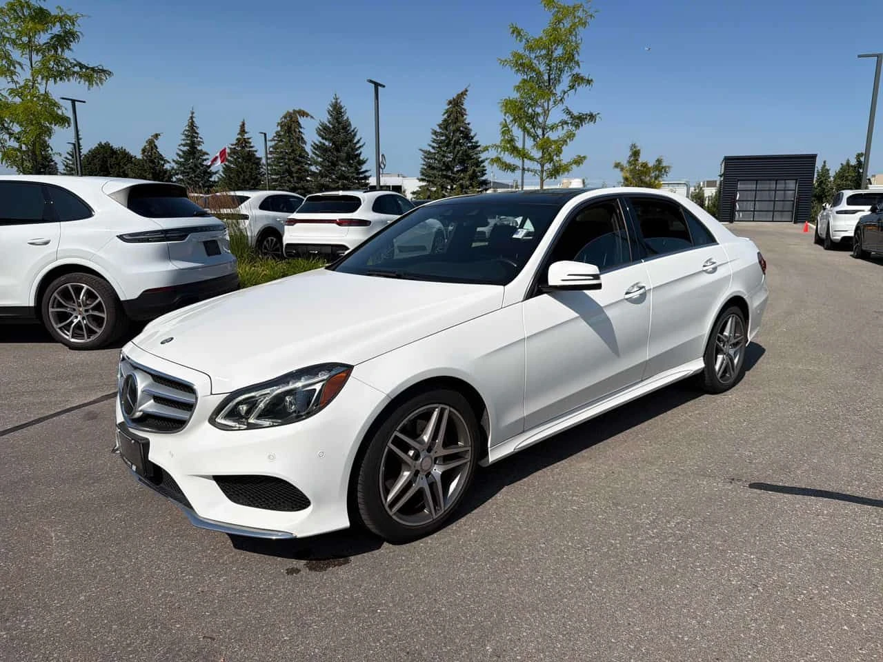 Mercedes-Benz E 400 4MATIC * ПАНОРАМА * CARFAX * 44К КМ * 