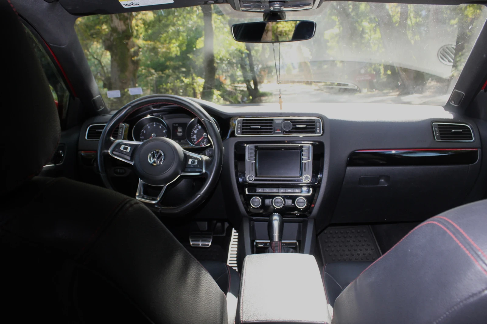VW Golf Jetta GLI/GTI 2.0 TSI 211кс DSG, снимка 14 - Автомобили и джипове - 56064144