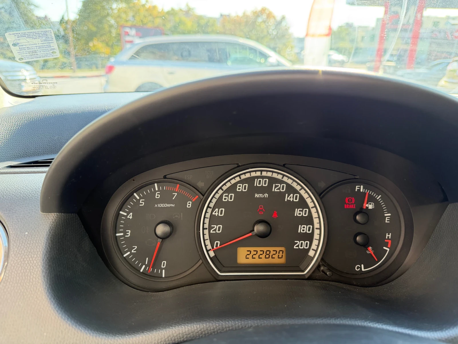 Suzuki Swift 1.3, снимка 9 - Автомобили и джипове - 56441050