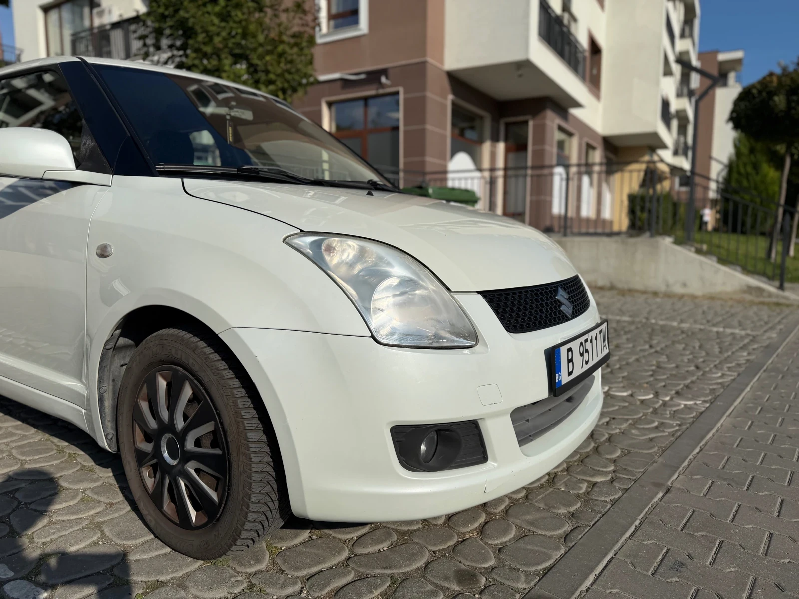 Suzuki Swift 1.3, снимка 3 - Автомобили и джипове - 56441050