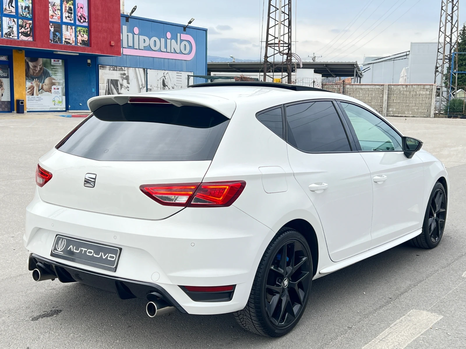 Seat Leon FR, панорама, LED, едишън, снимка 3 - Автомобили и джипове - 56748125