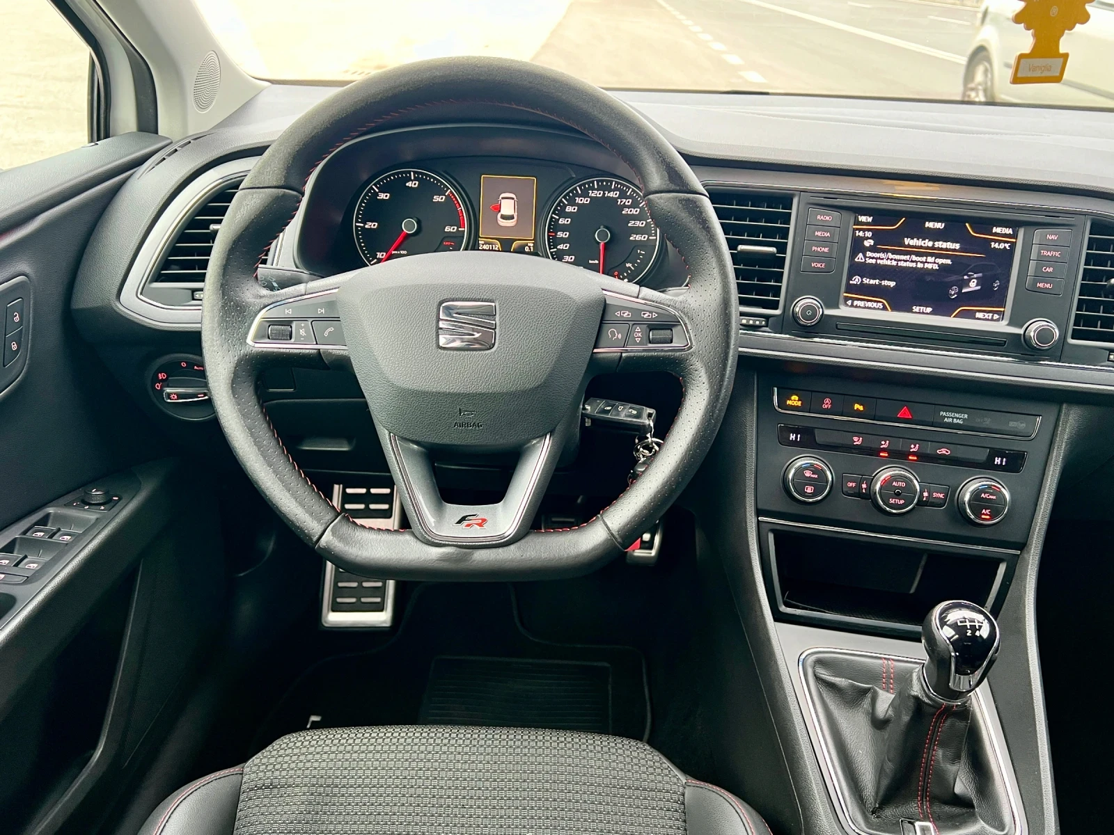 Seat Leon FR, панорама, LED, едишън, снимка 8 - Автомобили и джипове - 56748125