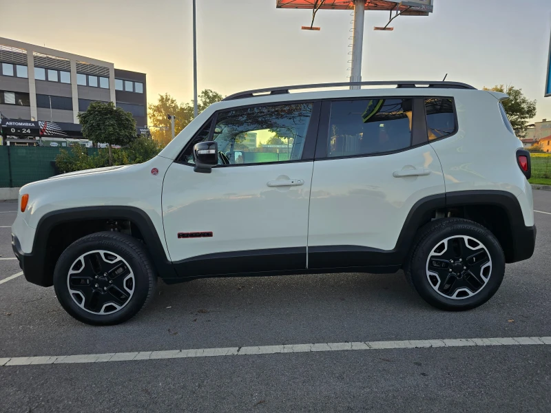 Jeep Renegade TRAIL HAWK 2.0 Multijet 2 -170kc 4x4, снимка 8 - Автомобили и джипове - 47391010