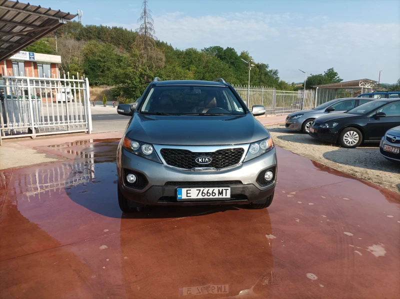 Kia Sorento 2.2 CRDI -4X4/AVTOMAT -ЛИЗИНГ , снимка 4 - Автомобили и джипове - 51023974