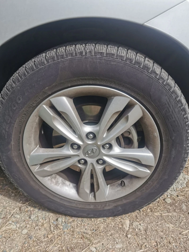 Hyundai IX35, снимка 3 - Автомобили и джипове - 53066233