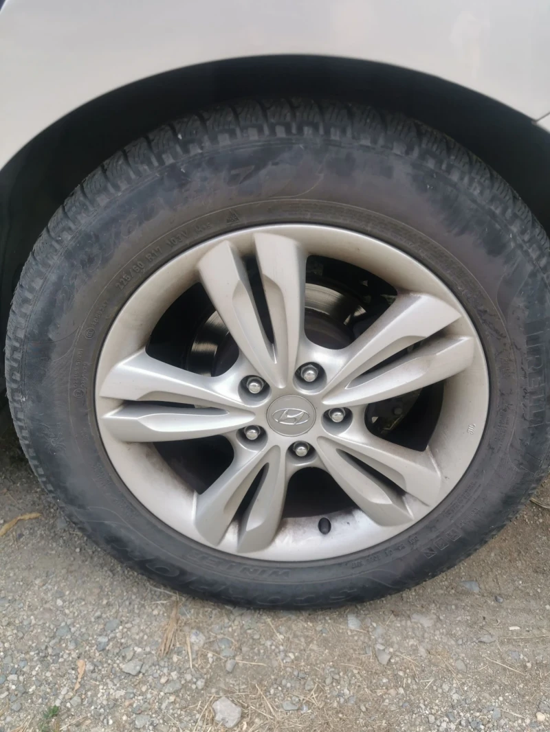 Hyundai IX35, снимка 2 - Автомобили и джипове - 53066233