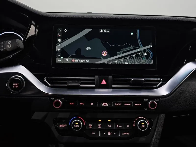Kia Niro Plus Air, снимка 14 - Автомобили и джипове - 56286467
