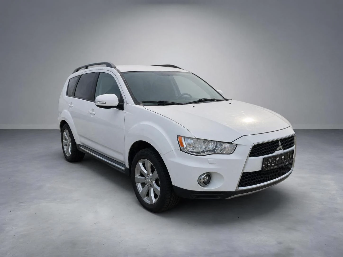 Mitsubishi Outlander 2.2 D-ID 4X4, снимка 7 - Автомобили и джипове - 49763882