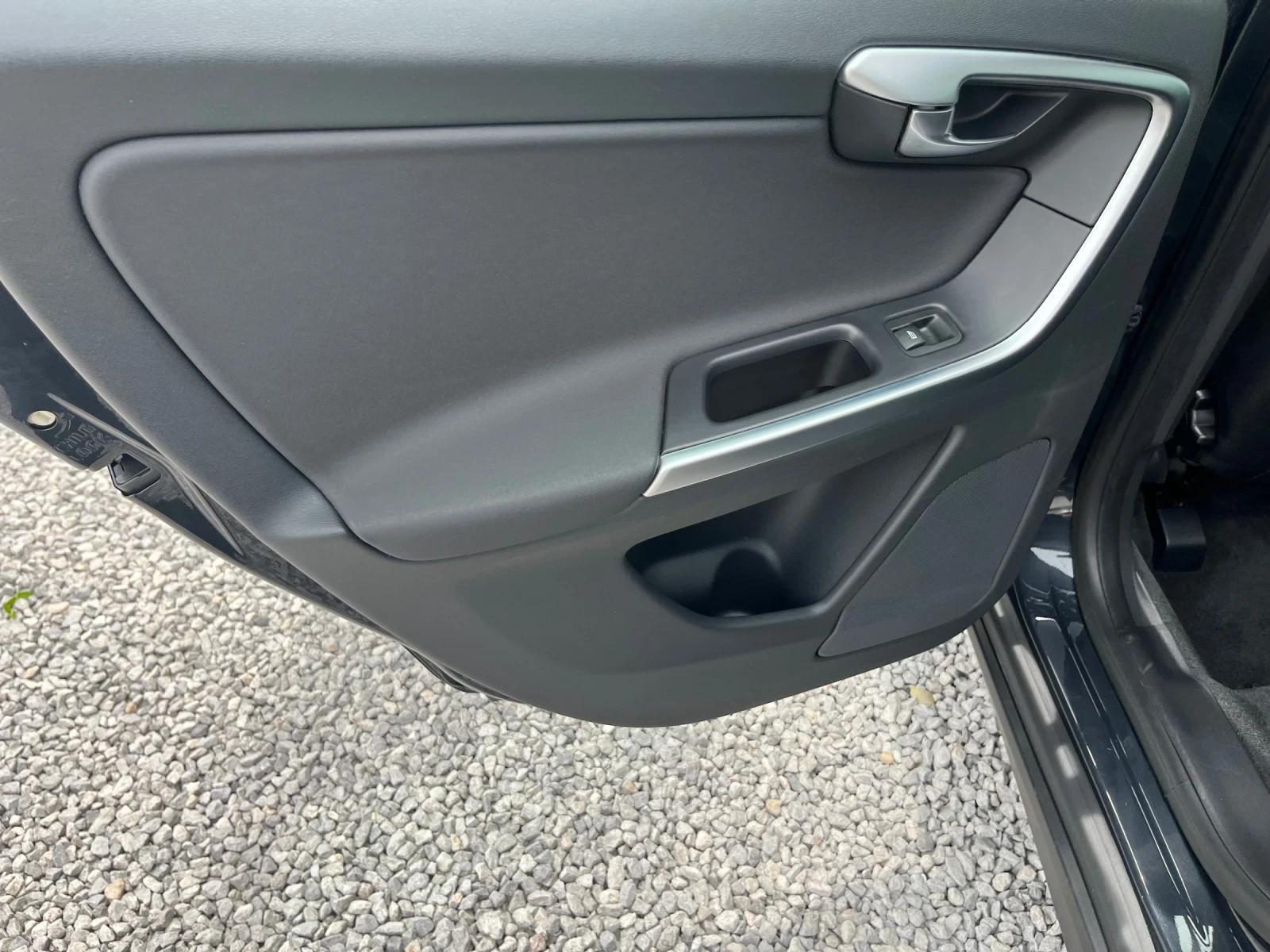 Volvo XC60 2.4D5-175k.c. | Mobile.bg   11