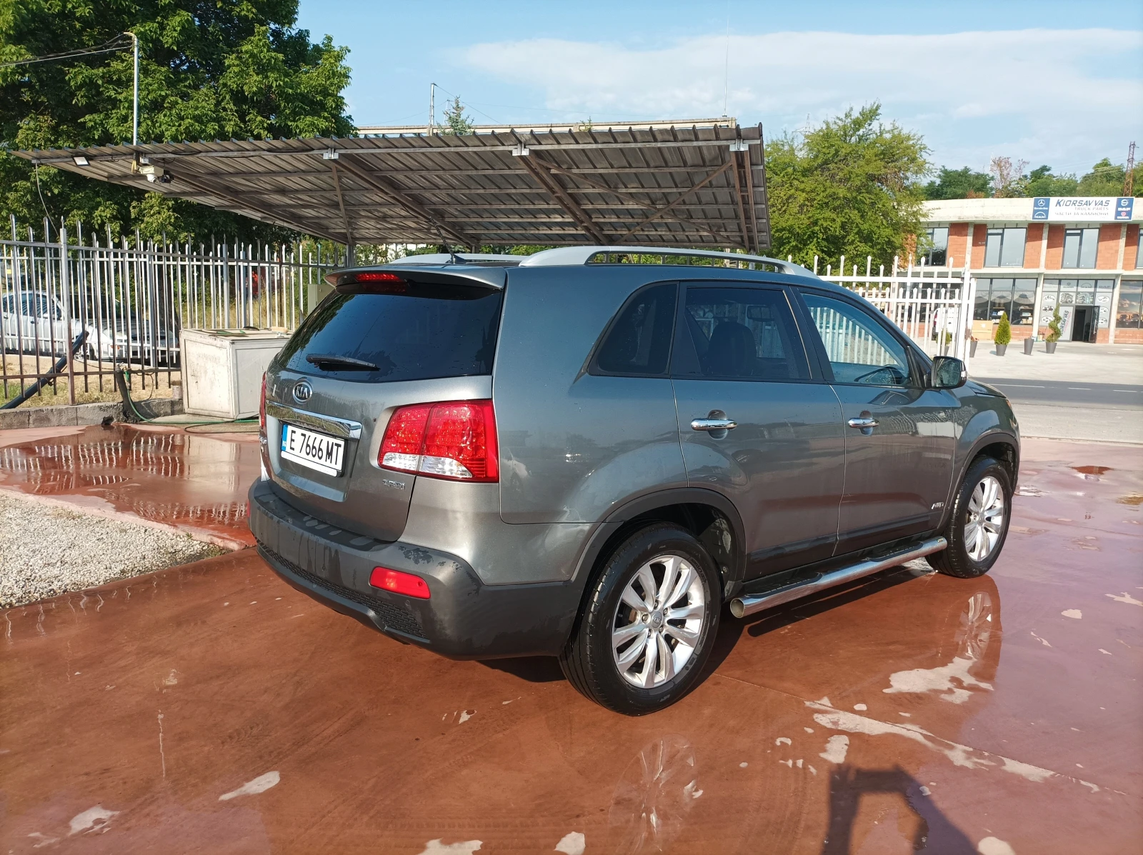 Kia Sorento 2.2 CRDI -4X4/AVTOMAT -ЛИЗИНГ  - изображение 6