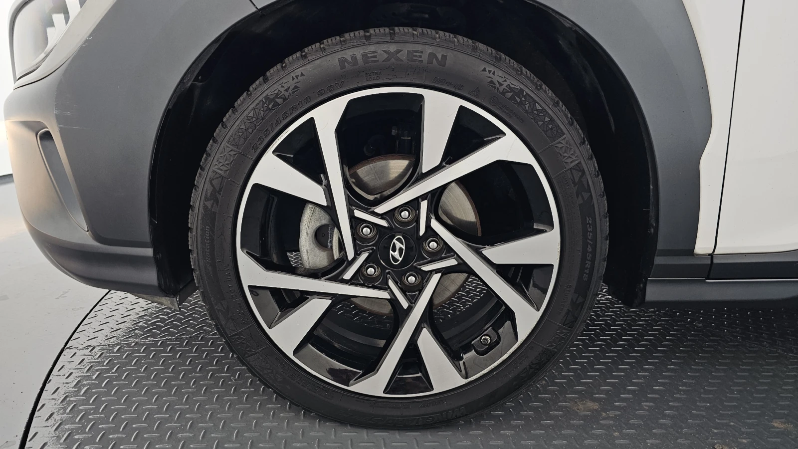 Hyundai Kona 2.0 2WD INSPIRATION - изображение 5