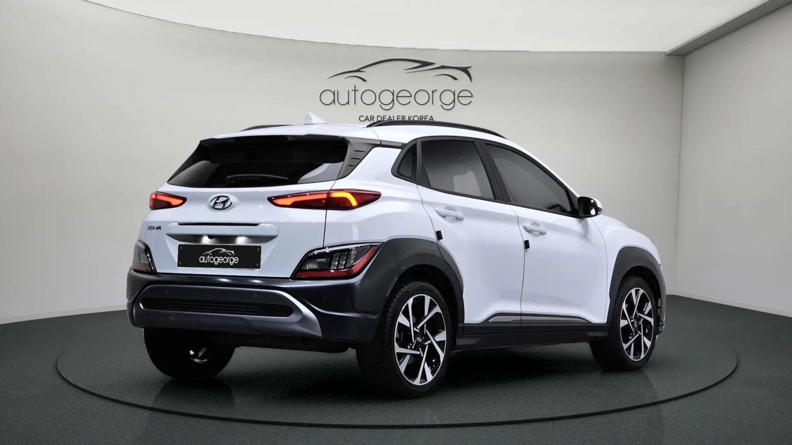 Hyundai Kona 2.0 2WD INSPIRATION - изображение 2
