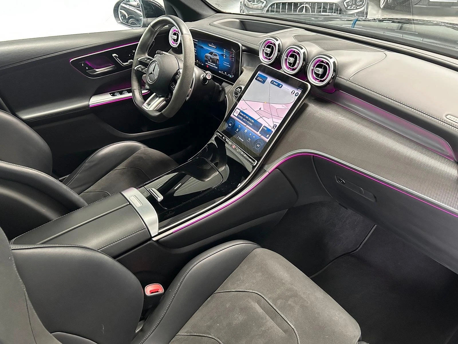 Mercedes-Benz GLC 63 AMG S* E-PERFOR* PANO* DISTR* HEAD-UP* BURM* MEMORY* K - изображение 9