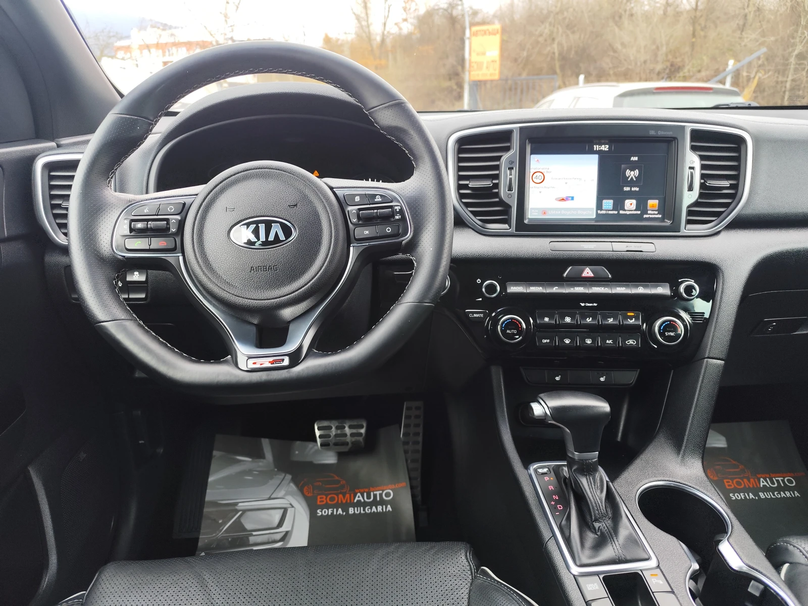 Kia Sportage 2.0CRDi* 4X4* LED* АВТОМАТИК* КОЖА* EURO6B ПОДГРЕВ - изображение 8