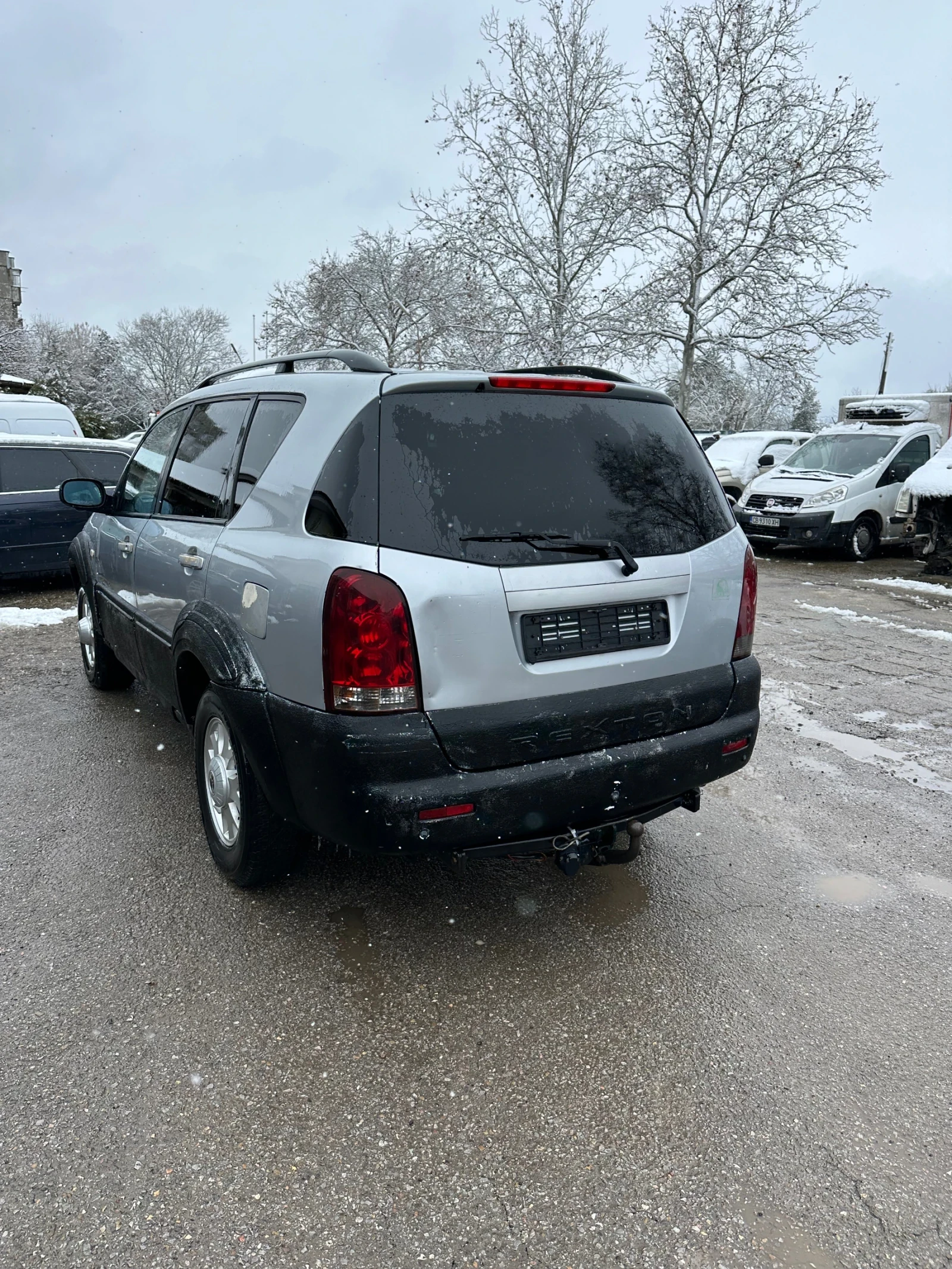 SsangYong Rexton 2.7 cdi - изображение 2