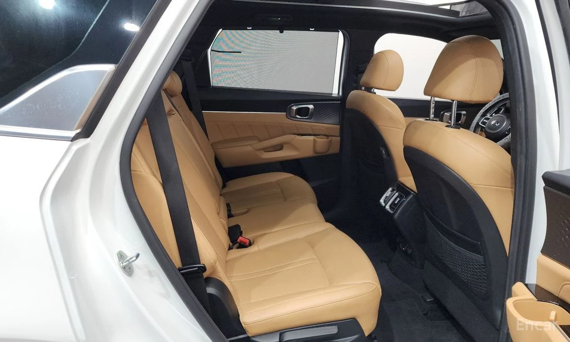 Kia Sorento, снимка 12 - Автомобили и джипове - 53867354