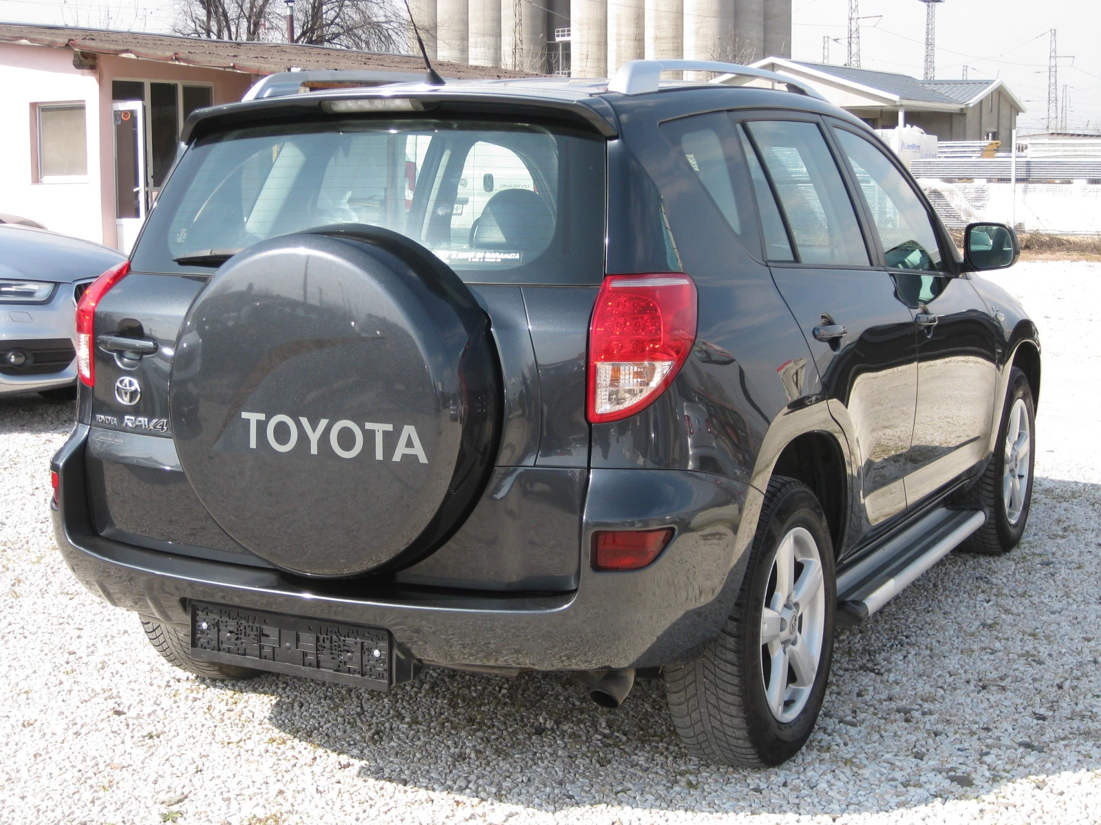 Toyota Rav4 D4D, снимка 5 - Автомобили и джипове - 53893055