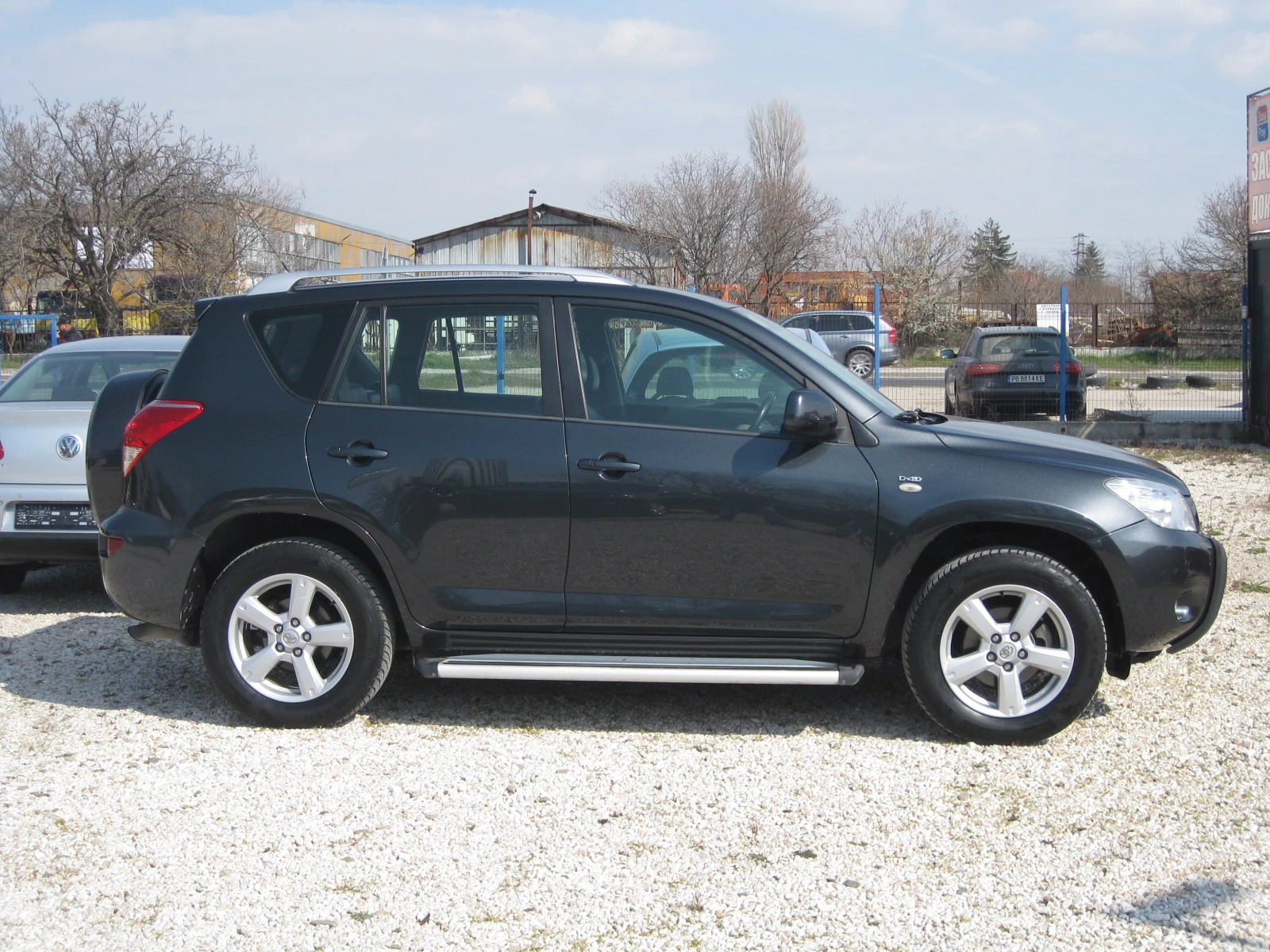 Toyota Rav4 D4D, снимка 4 - Автомобили и джипове - 53893055