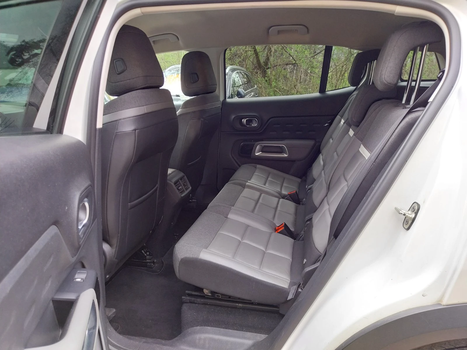 Citroen C5 Aircross  1.5 Blue Hdi -Сменени валове+ верига , снимка 11 - Автомобили и джипове - 54403246