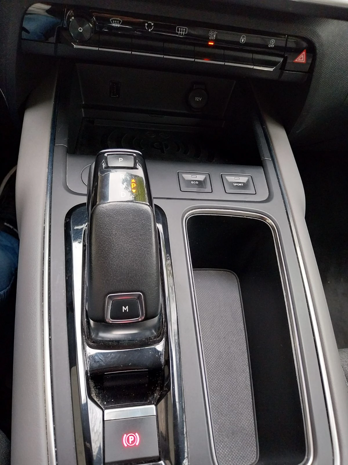 Citroen C5 Aircross  1.5 Blue Hdi -Сменени валове+ верига , снимка 12 - Автомобили и джипове - 54403246