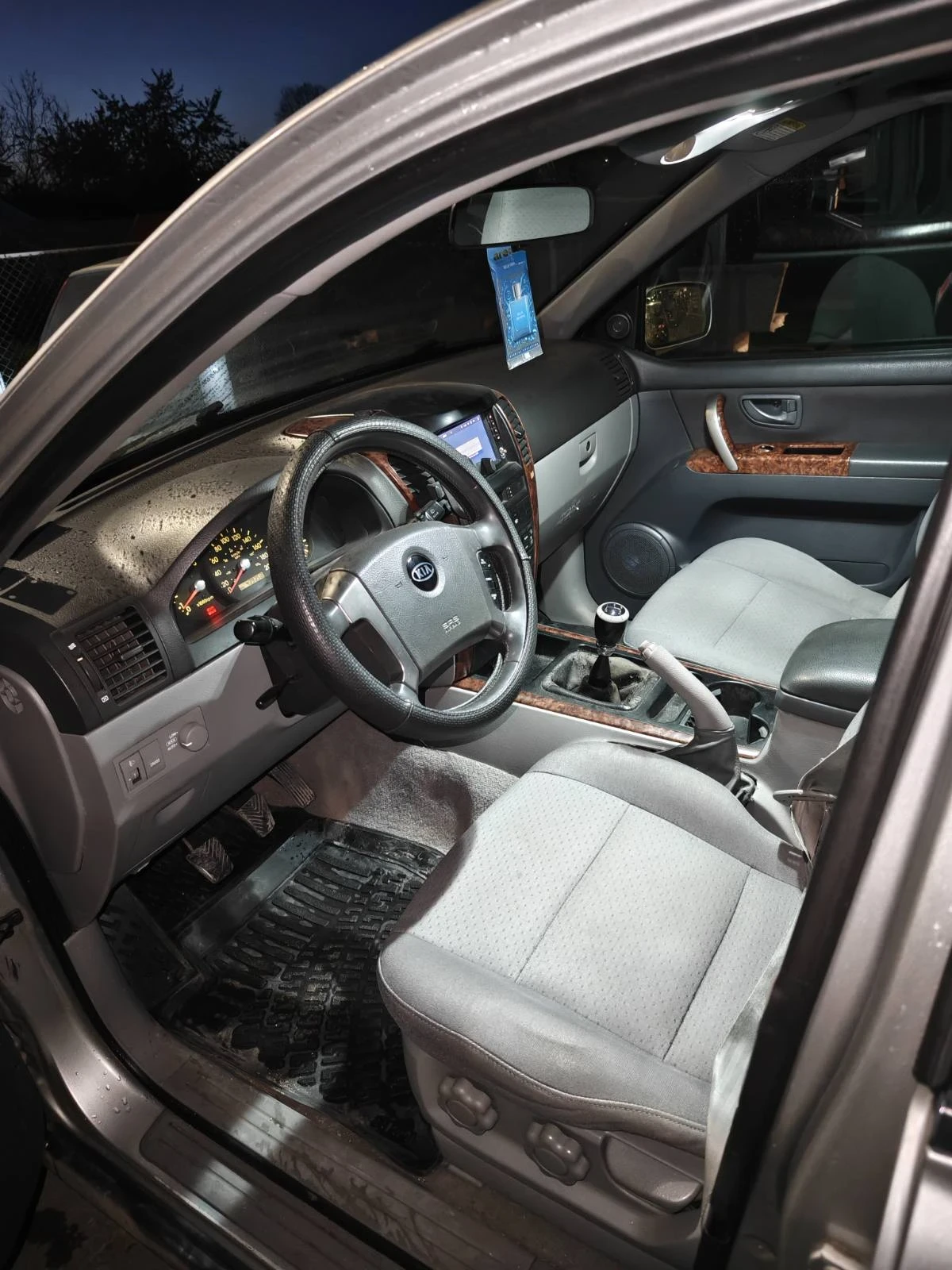 Kia Sorento, снимка 5 - Автомобили и джипове - 54371883