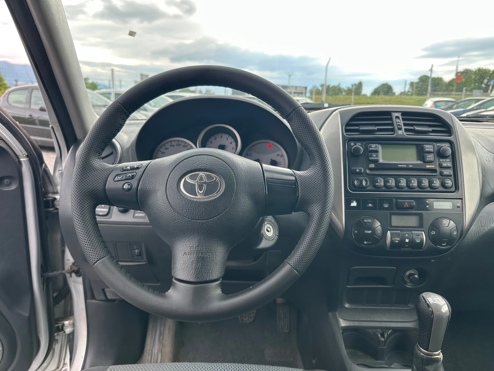 Toyota Rav4 2.0 Sol 4x4, снимка 10 - Автомобили и джипове - 54760059
