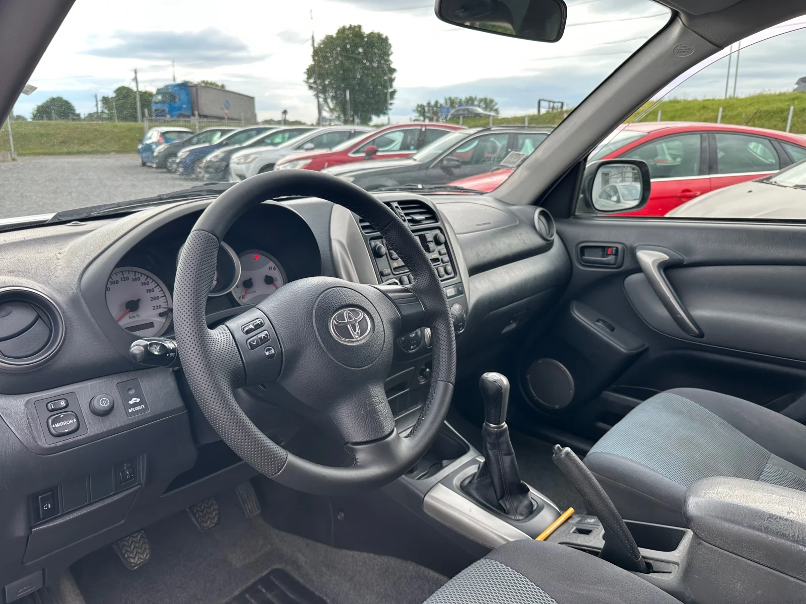 Toyota Rav4 2.0 Sol 4x4, снимка 8 - Автомобили и джипове - 54760059