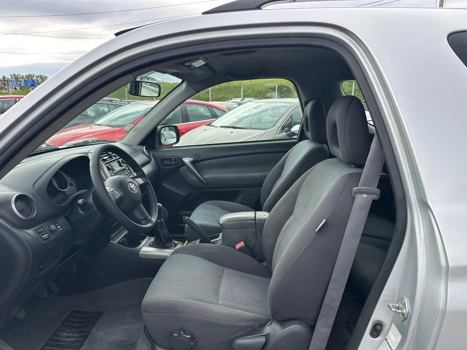 Toyota Rav4 2.0 Sol 4x4, снимка 11 - Автомобили и джипове - 54760059