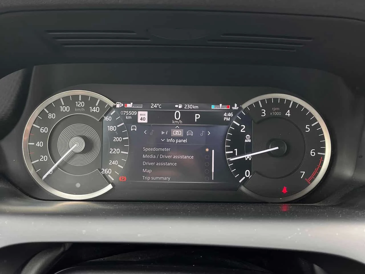 Land Rover Discovery Sport * R Dynamic SE * CARFAX * ЦЕНА ДО БГ, снимка 9 - Автомобили и джипове - 54983558