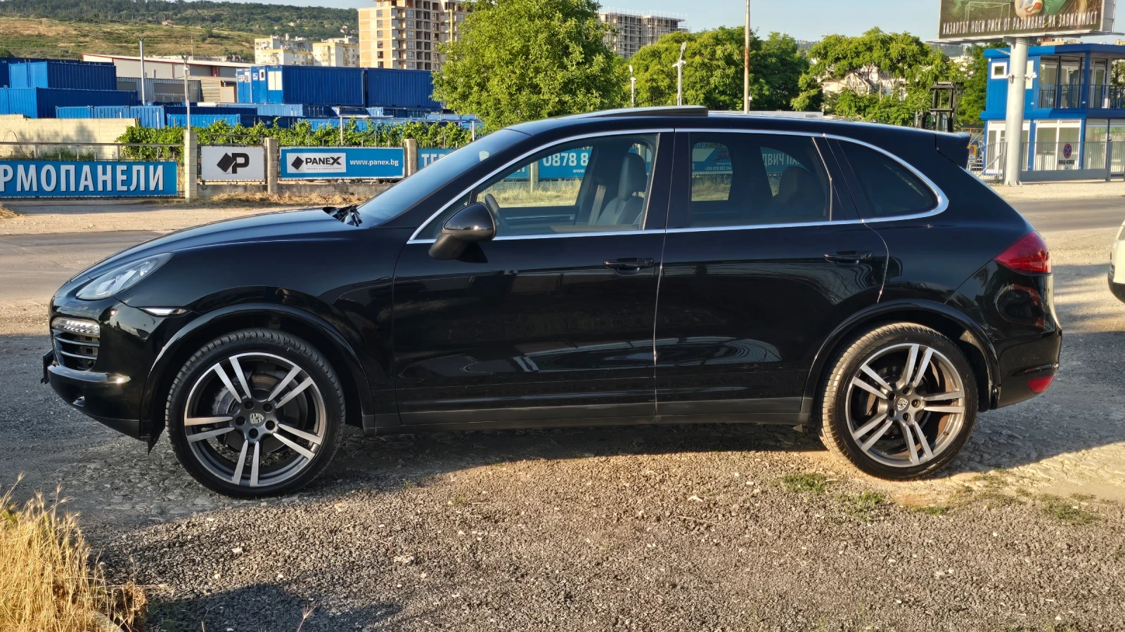Porsche Cayenne 3.0TDI* BOSE* ПАНОРАМА* , снимка 4 - Автомобили и джипове - 55055415