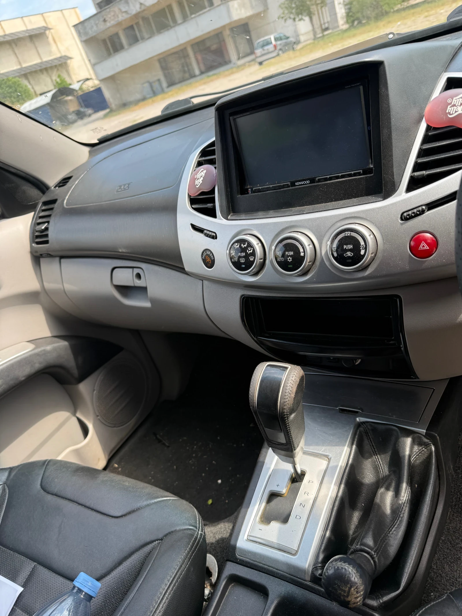 Mitsubishi L200 Пикап, снимка 10 - Автомобили и джипове - 55132239