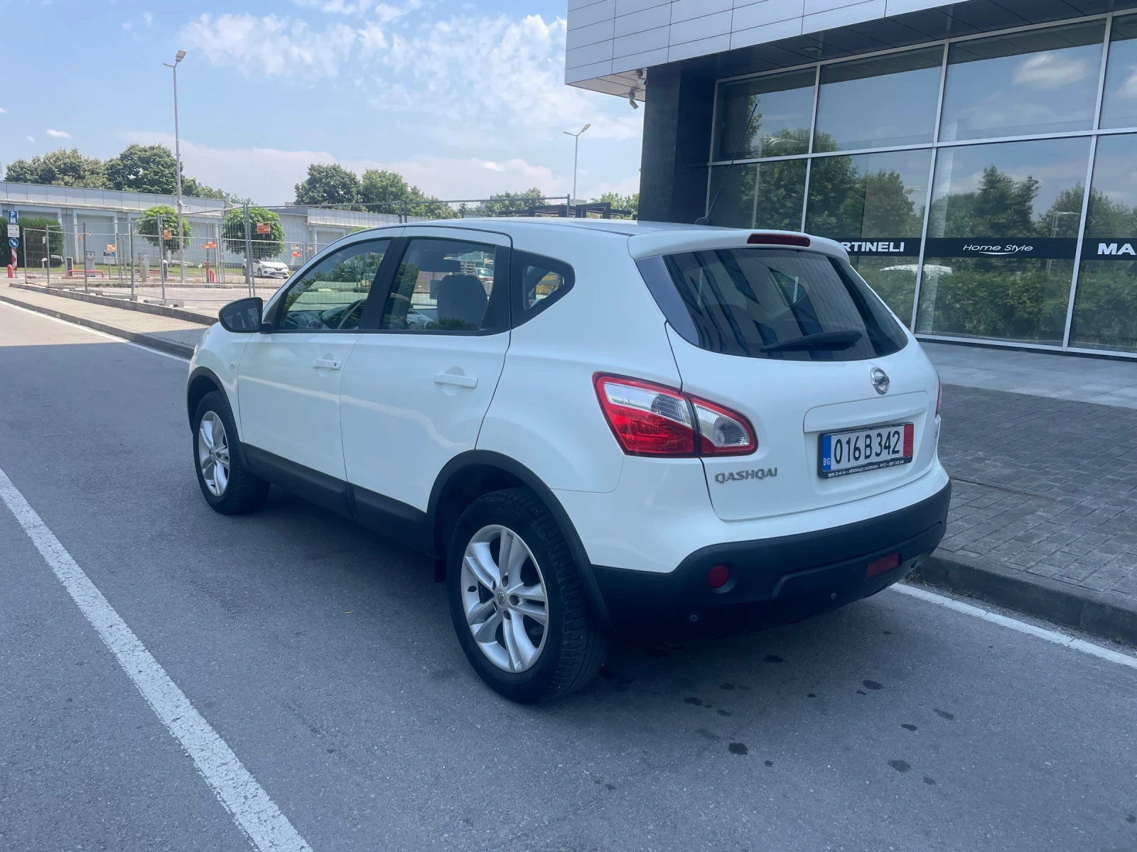 Nissan Qashqai 1.6 бензин-ГАЗ 117кс , снимка 4 - Автомобили и джипове - 55132699