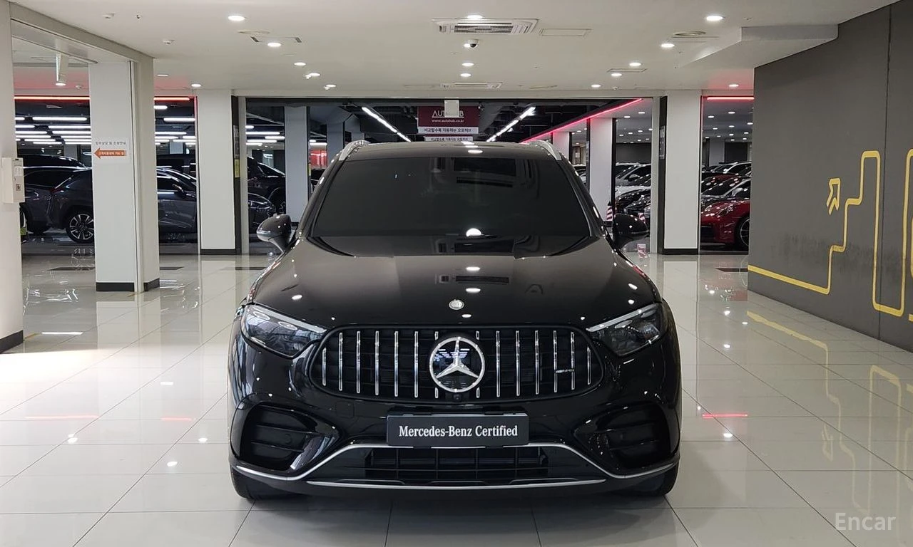 Mercedes-Benz GLC 43 AMG 4MATIC* DISTRONIC* BURMESTER* 360 CAM* HEAD-UP* , снимка 2 - Автомобили и джипове - 55224627