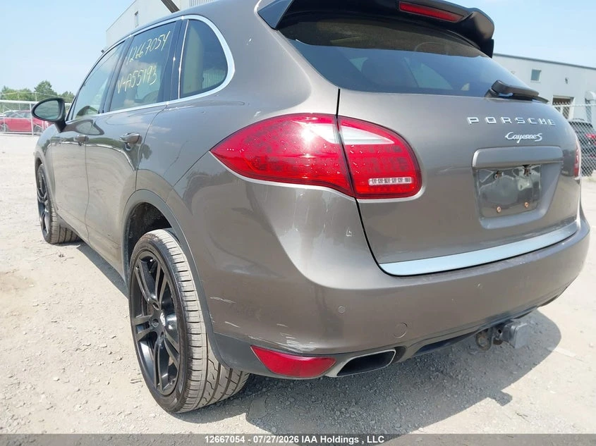 Porsche Cayenne S Автокредит Цена до България, снимка 7 - Автомобили и джипове - 55589232