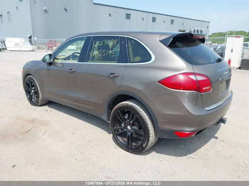 Porsche Cayenne S Автокредит Цена до България, снимка 4 - Автомобили и джипове - 55589232
