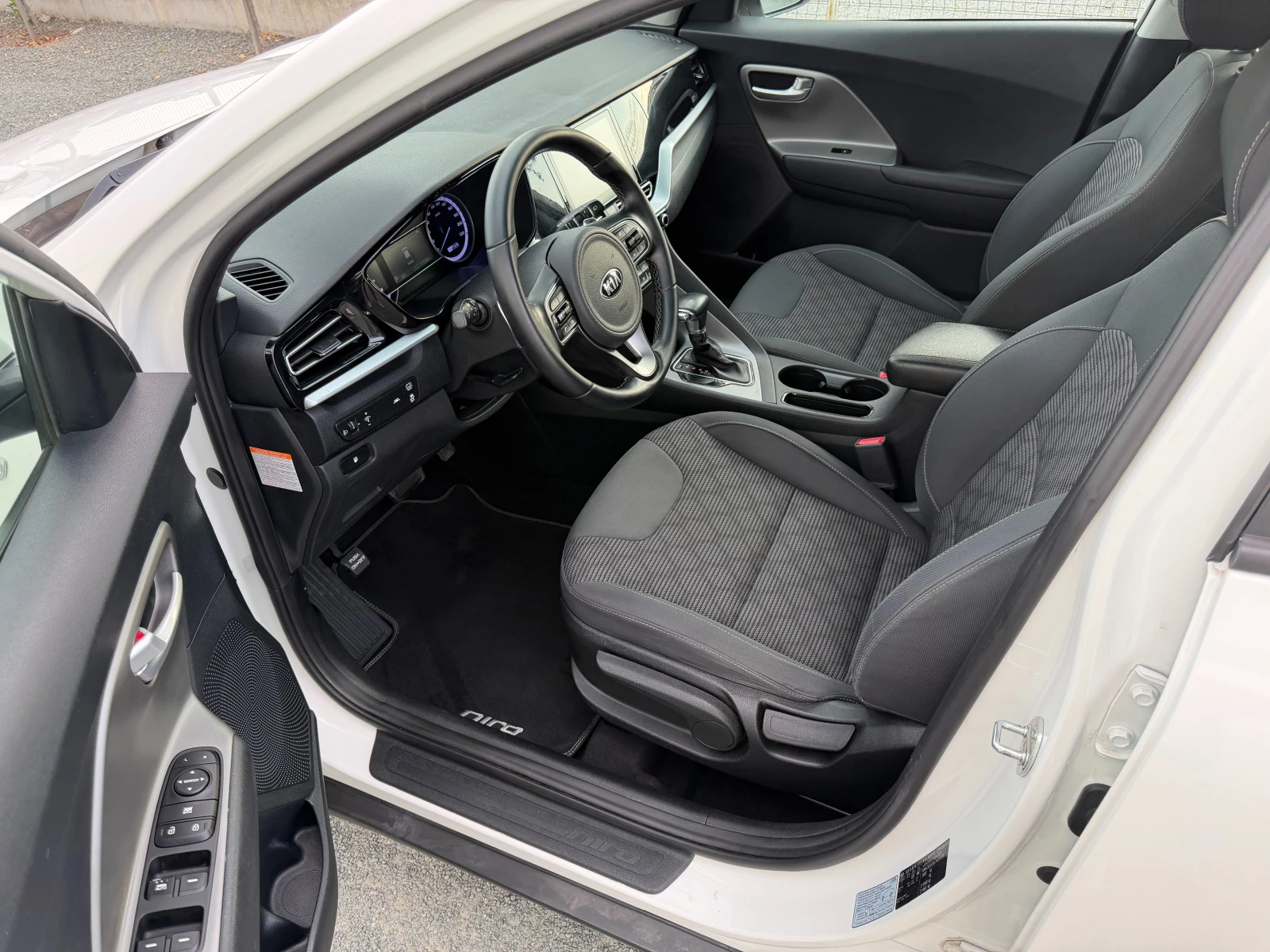 Kia Niro 1.6i-Eco Hybrid-Android Auto/Apple CarPlay | Mobile.bg � ����������� 13