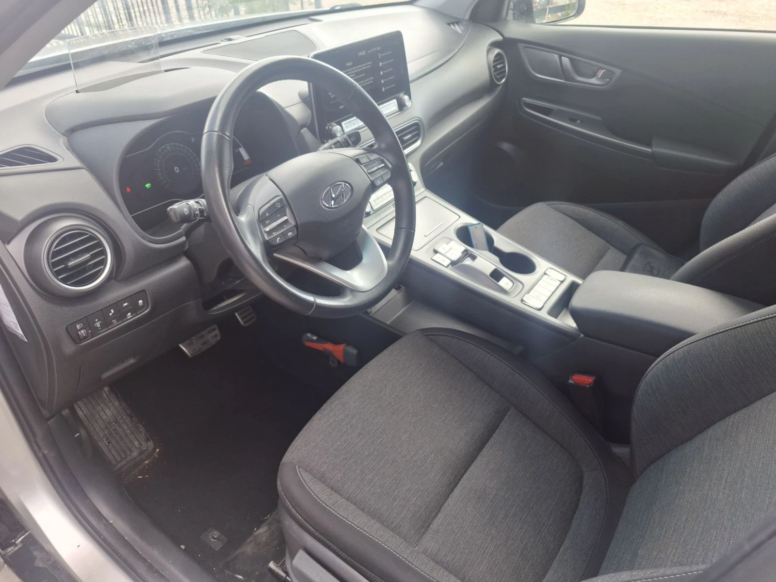 Hyundai Kona 64kw* * 204kc.90x.km, снимка 14 - Автомобили и джипове - 56244621